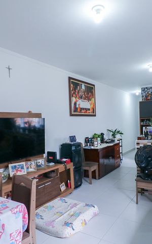 Casa à venda com 220m², 2 quartos e 1 vaga Casa à venda com 220m², 2 quartos e 1 vagaSala