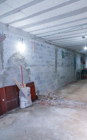 Casa à venda com 220m², 2 quartos e 1 vaga Casa à venda com 220m², 2 quartos e 1 vagaParte inferior do Imóvel