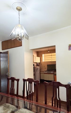 Casa à venda com 343m², 5 quartos e 4 vagasSala de Jantar