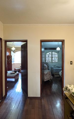Casa à venda com 343m², 5 quartos e 4 vagasAcesso - Quartos 