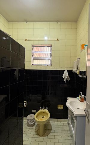 Casa à venda com 343m², 5 quartos e 4 vagasBanheiro Social - Casa 2