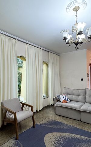 Casa à venda com 343m², 5 quartos e 4 vagasSala 