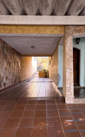 Casa à venda com 343m², 5 quartos e 4 vagasGaragem