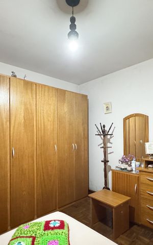 Casa à venda com 343m², 5 quartos e 4 vagasQuarto - Casa 2