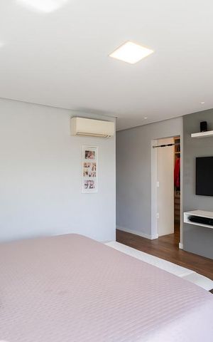 Casa de condomínio à venda com 275m², 4 quartos e 2 vagas