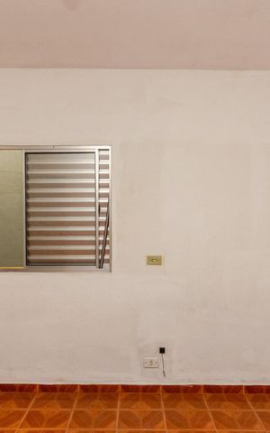 Casa para alugar com 100m², 2 quartos e sem vaga Casa para alugar com 100m², 2 quartos e sem vagaQuarto 1