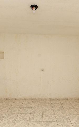 Casa para alugar com 100m², 2 quartos e sem vaga Casa para alugar com 100m², 2 quartos e sem vagaSala