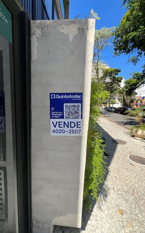 Apartamento à venda com 135m², 4 quartos e 2 vagasPlaca