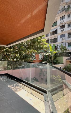 Apartamento à venda com 135m², 4 quartos e 2 vagasVaranda