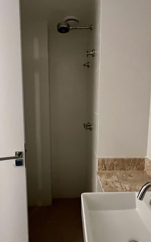 Apartamento à venda com 135m², 4 quartos e 2 vagasBanheiro social 1