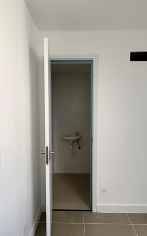 Apartamento à venda com 135m², 4 quartos e 2 vagasQuarto de Serviço