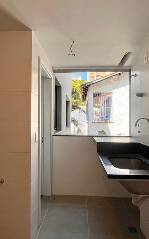 Apartamento à venda com 135m², 4 quartos e 2 vagasCozinha