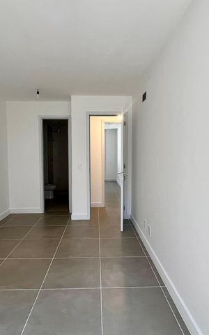 Apartamento à venda com 135m², 4 quartos e 2 vagasSuite 1