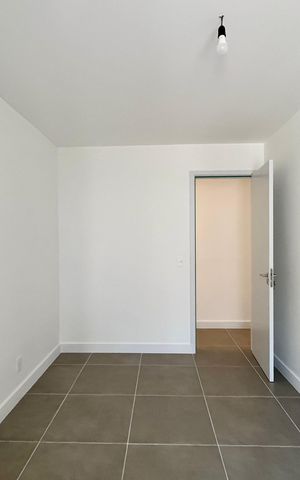 Apartamento à venda com 135m², 4 quartos e 2 vagasQuarto 2