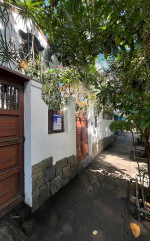 Casa à venda com 266m², 4 quartos e 2 vagas