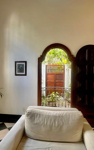 Casa à venda com 266m², 4 quartos e 2 vagas