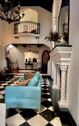 Casa à venda com 266m², 4 quartos e 2 vagas