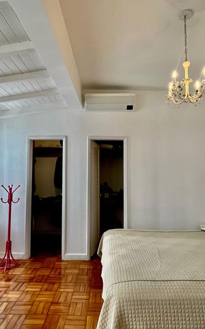 Casa à venda com 266m², 4 quartos e 2 vagas