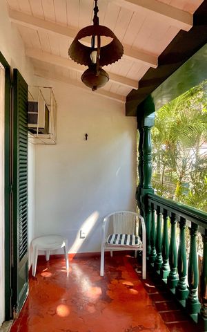 Casa à venda com 266m², 4 quartos e 2 vagas