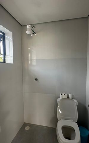 Casa para alugar com 1212m², 1 quarto e 5 vagas Casa para alugar com 1212m², 1 quarto e 5 vagasBanheiro de serviço