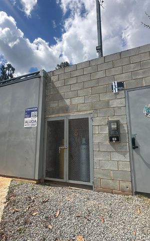 Casa para alugar com 1212m², 1 quarto e 5 vagas Casa para alugar com 1212m², 1 quarto e 5 vagasFachada
