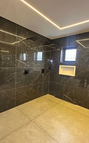 Casa para alugar com 1212m², 1 quarto e 5 vagas Casa para alugar com 1212m², 1 quarto e 5 vagasBanheiro da Suíte