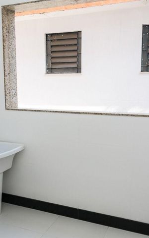 Apartamento à venda com 200m², 4 quartos e 3 vagas Apartamento à venda com 200m², 4 quartos e 3 vagasÁrea de Serviço