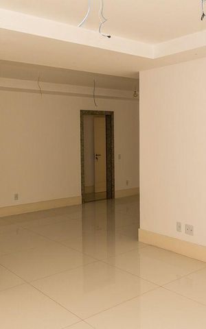 Apartamento à venda com 200m², 4 quartos e 3 vagas Apartamento à venda com 200m², 4 quartos e 3 vagasSala