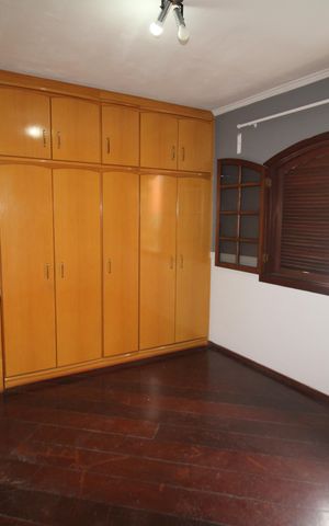 Casa à venda com 207m², 2 quartos e 3 vagasQuarto 3