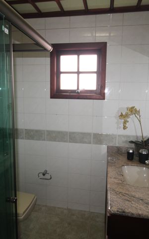 Casa à venda com 207m², 2 quartos e 3 vagasQuarto 2 - Banheiro