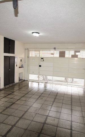 Casa à venda com 207m², 2 quartos e 3 vagasGaragem