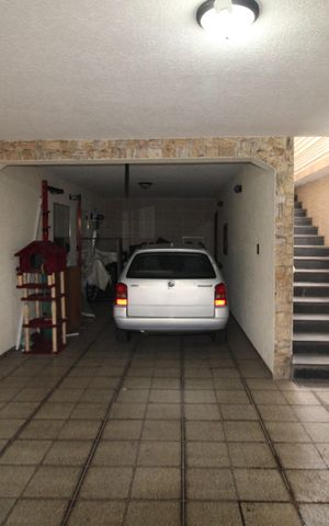 Casa à venda com 207m², 2 quartos e 3 vagasGaragem