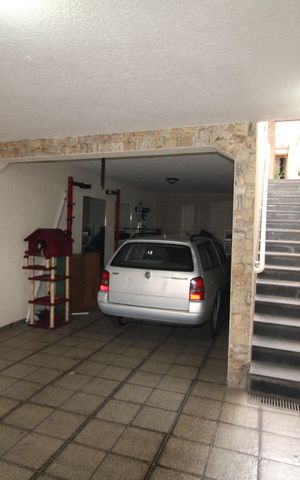 Casa à venda com 207m², 2 quartos e 3 vagasGaragem