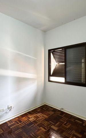 Apartamento à venda com 140m², 3 quartos e 2 vagas Apartamento à venda com 140m², 3 quartos e 2 vagasQuarto 1