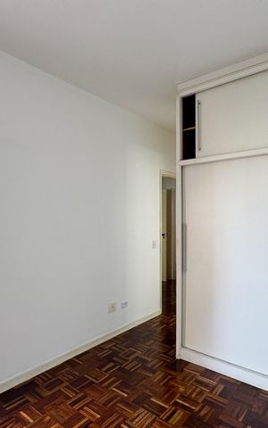 Apartamento à venda com 140m², 3 quartos e 2 vagas Apartamento à venda com 140m², 3 quartos e 2 vagasSuíte