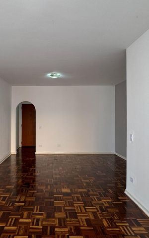 Apartamento à venda com 140m², 3 quartos e 2 vagas Apartamento à venda com 140m², 3 quartos e 2 vagasSala