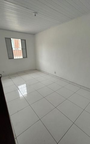 Casa à venda com 70m², 3 quartos e 1 vaga Casa à venda com 70m², 3 quartos e 1 vagaQuarto