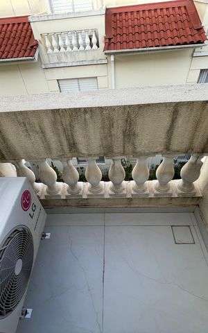 Casa à venda com 141m², 3 quartos e 2 vagas Casa à venda com 141m², 3 quartos e 2 vagasVaranda da suíte