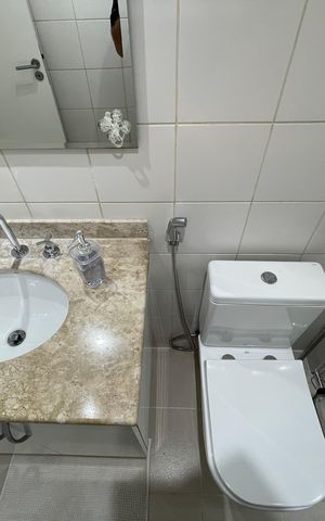Casa à venda com 141m², 3 quartos e 2 vagas Casa à venda com 141m², 3 quartos e 2 vagasBanheiro 1