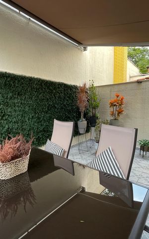 Casa à venda com 141m², 3 quartos e 2 vagas Casa à venda com 141m², 3 quartos e 2 vagasQuintal