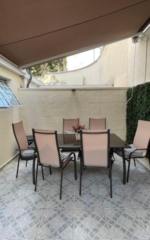 Casa à venda com 141m², 3 quartos e 2 vagas Casa à venda com 141m², 3 quartos e 2 vagasQuintal