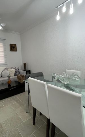 Casa à venda com 141m², 3 quartos e 2 vagas Casa à venda com 141m², 3 quartos e 2 vagasSala