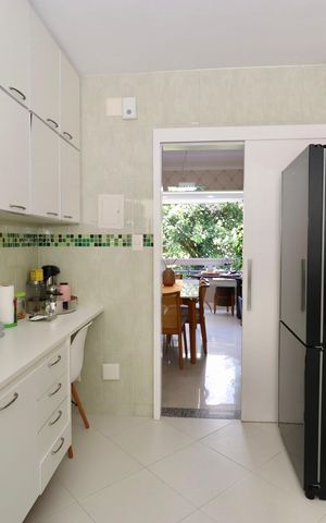 Apartamento para alugar com 110m², 3 quartos e 2 vagasCozinha