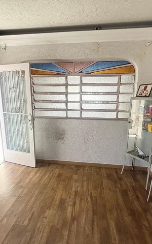 Casa para alugar com 450m², 4 quartos e sem vaga Casa para alugar com 450m², 4 quartos e sem vagaSala 1