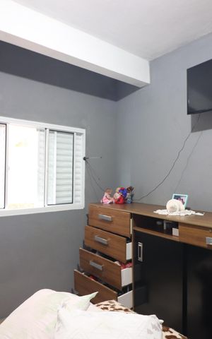 Casa à venda com 50m², 3 quartos e sem vagaQuarto 1