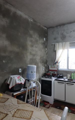 Casa à venda com 50m², 3 quartos e sem vagaSala/Cozinha 