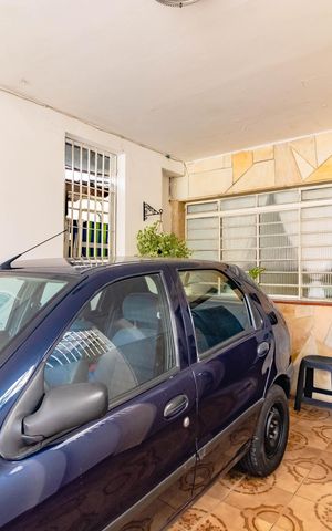Casa à venda com 180m², 2 quartos e 1 vaga
