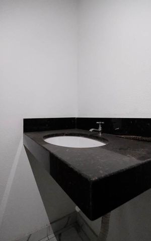 Casa à venda com 132m², 3 quartos e 2 vagasLavabo