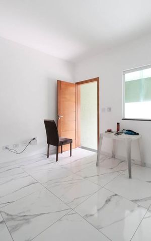 Casa à venda com 132m², 3 quartos e 2 vagasSala