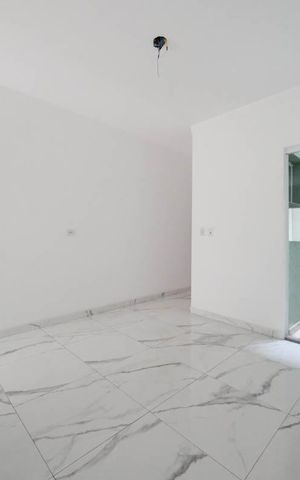 Casa à venda com 132m², 3 quartos e 2 vagasCozinha e Área de Serviço